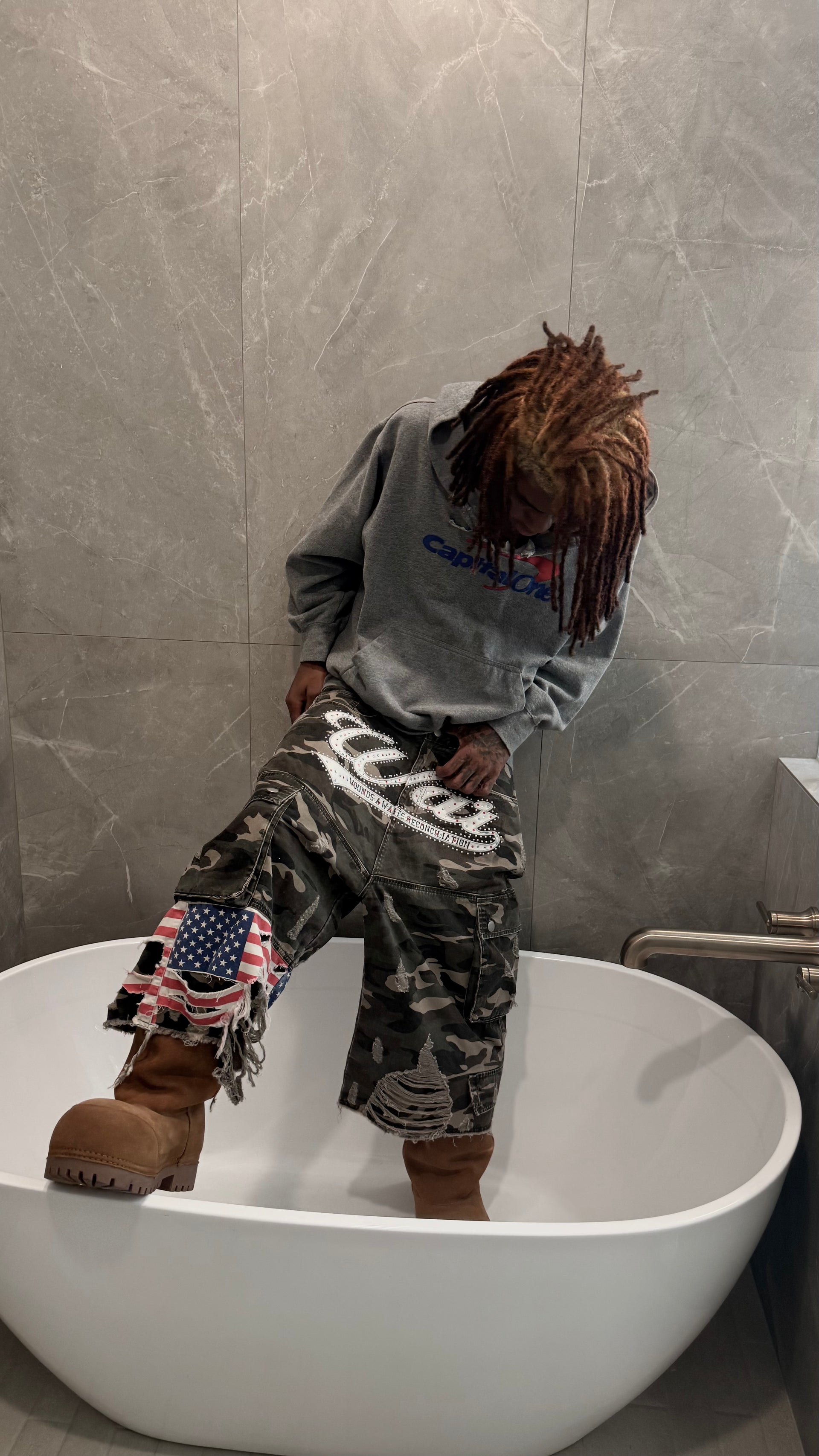 1of1 war cargos
